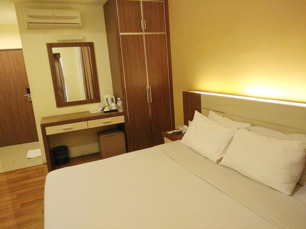 Seasons View Hotel Kuantan Exterior photo